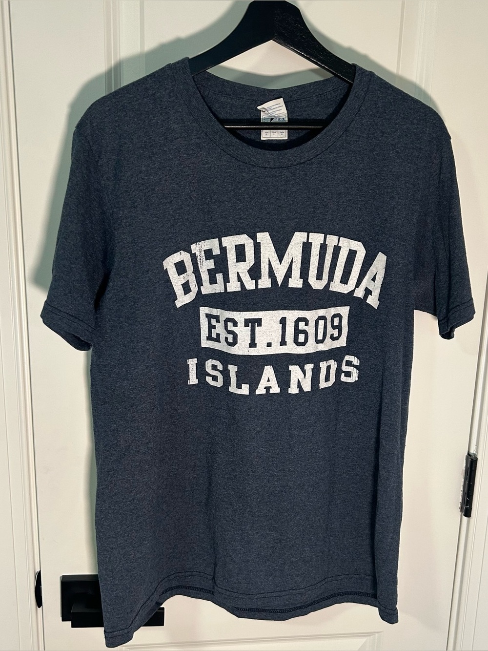 Bermuda Est. 1609 Graphic Active Vacation Souvenir T-Shirt Sz L